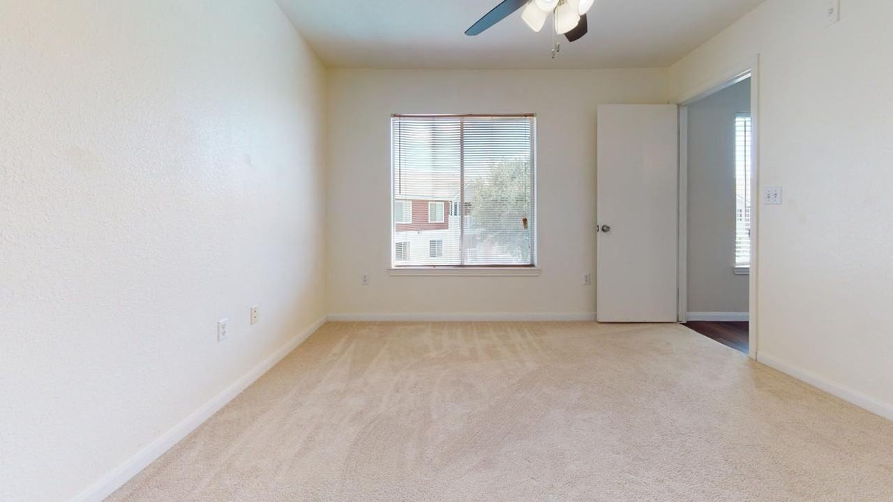 515 Southwest Pkwy #201 - Photo 6 of 12