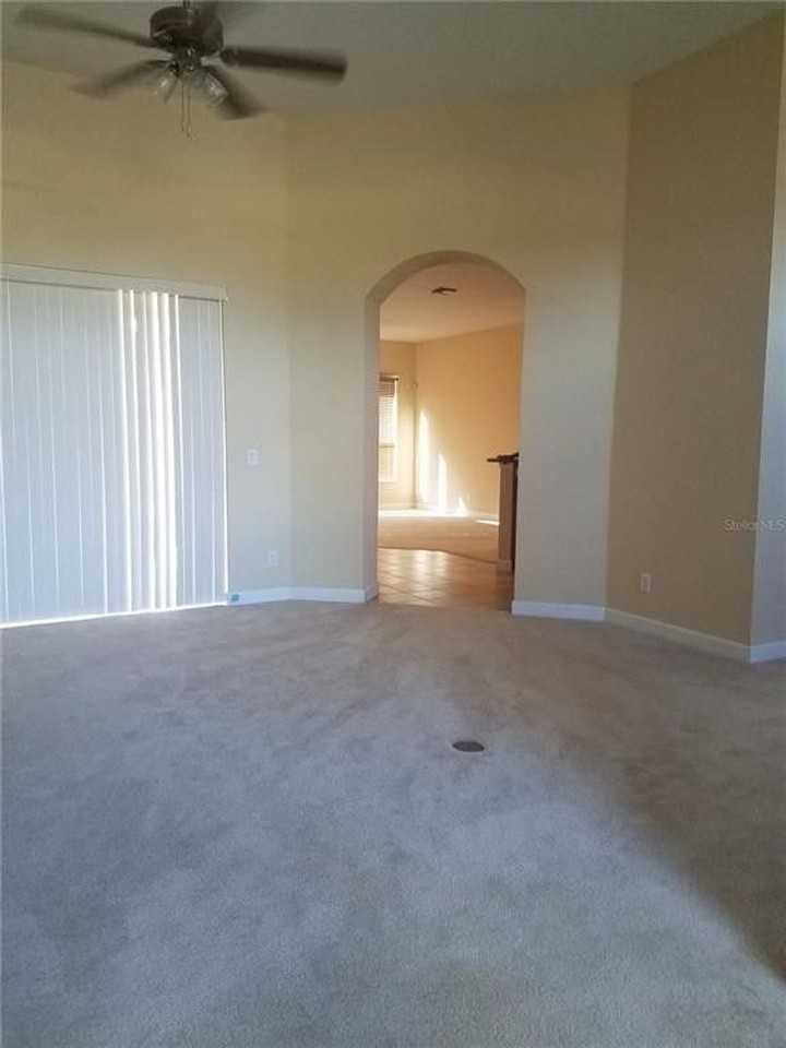 3033 Plymouth Rock Cir - Photo 2 of 17