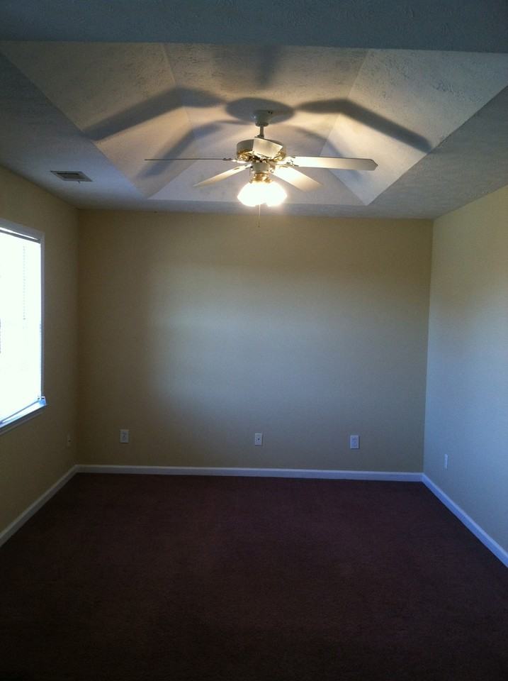 1291 Ty Ct - Photo 3 of 5
