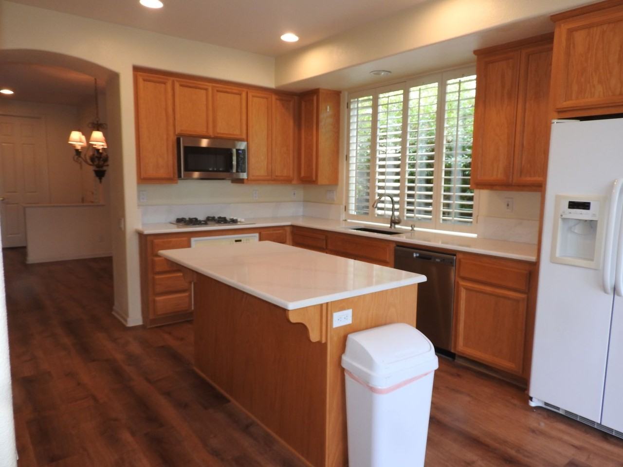 4096 Ironwood Dr - Photo 3 of 21