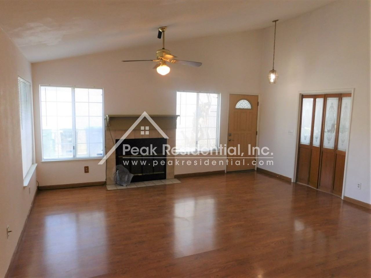 7753 Temwoods Way - Photo 2 of 21