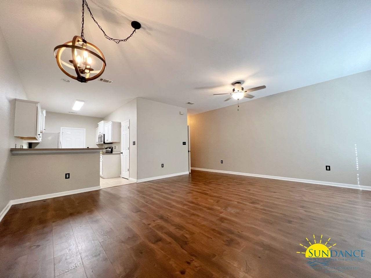 133 Farrah Ave - Photo 3 of 23