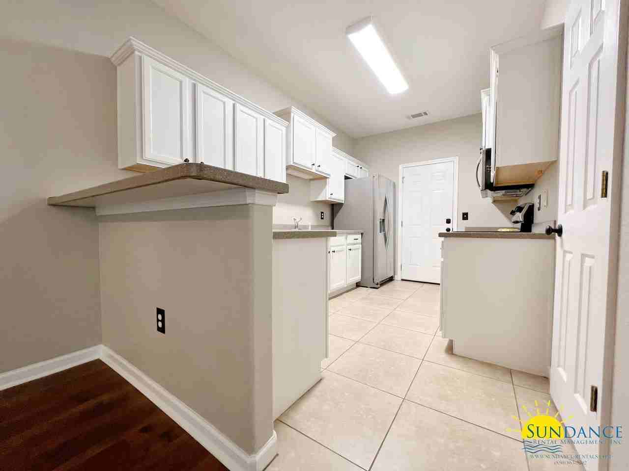 133 Farrah Ave - Photo 4 of 23