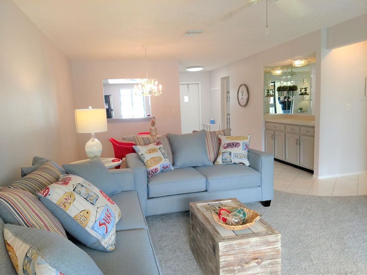 310 Mission Trail North #H - Photo 6 of 37