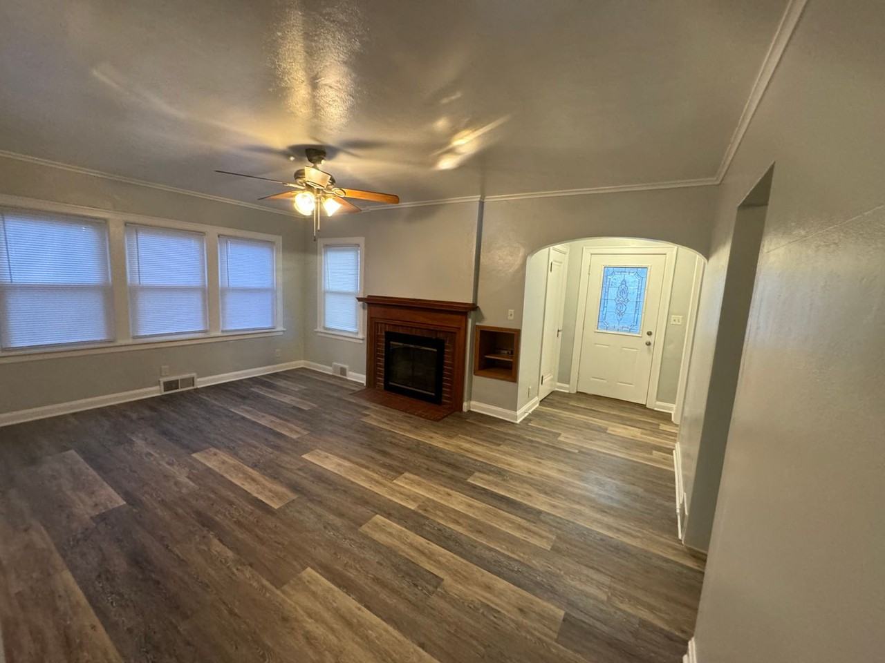 417 Waverly Rd - Photo 2 of 30