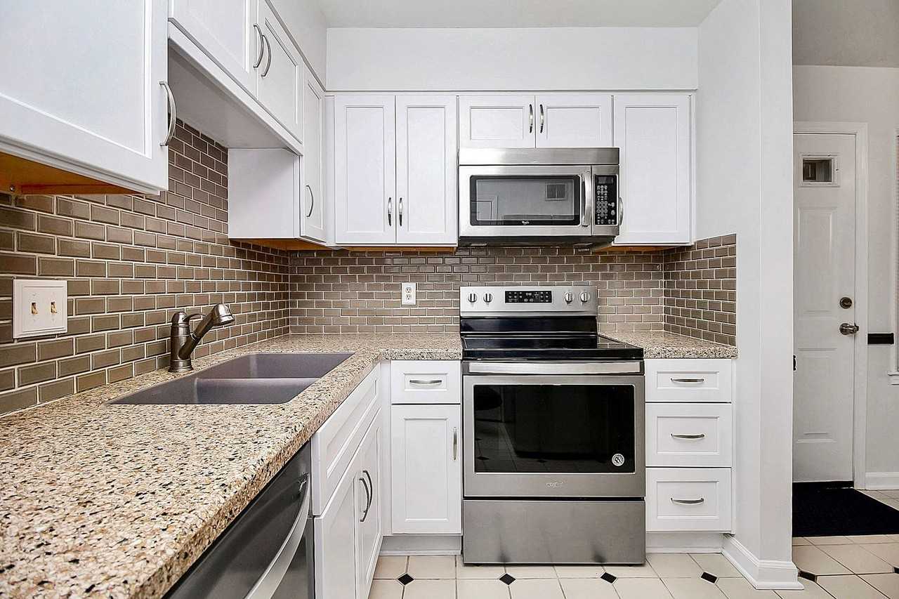 3720 Park Rd #P - Photo 6 of 15