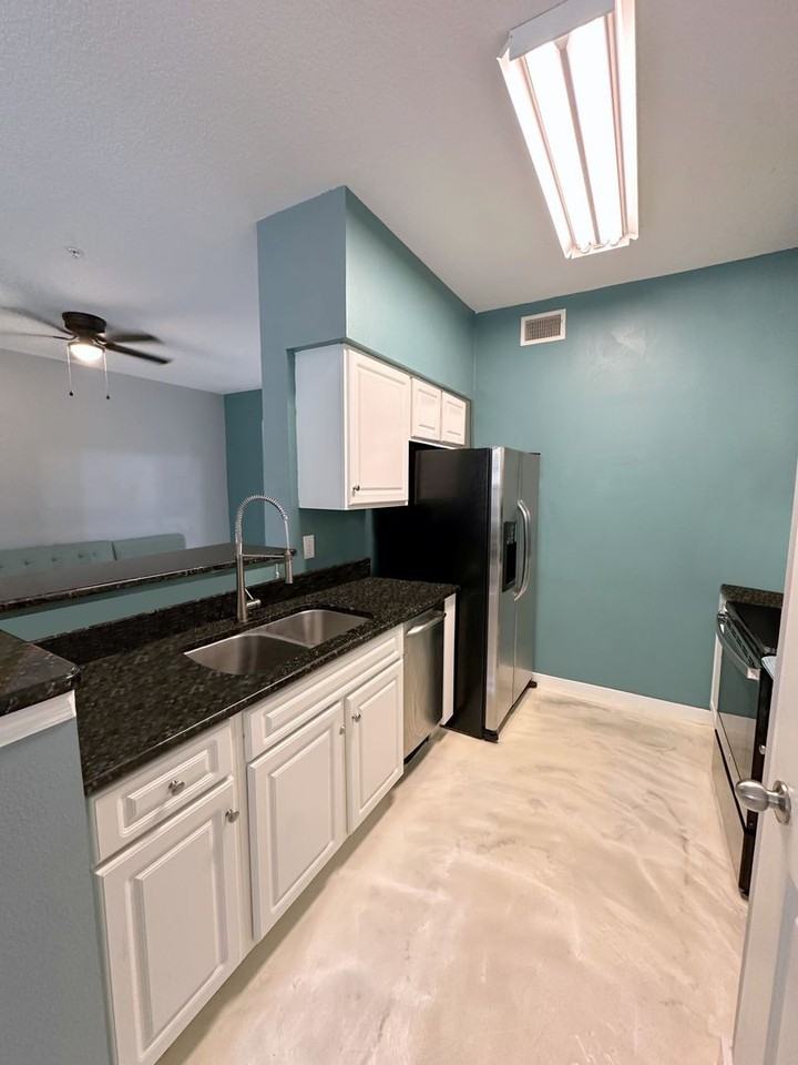 1810 E Palm Ave #1113 - Photo 7 of 24
