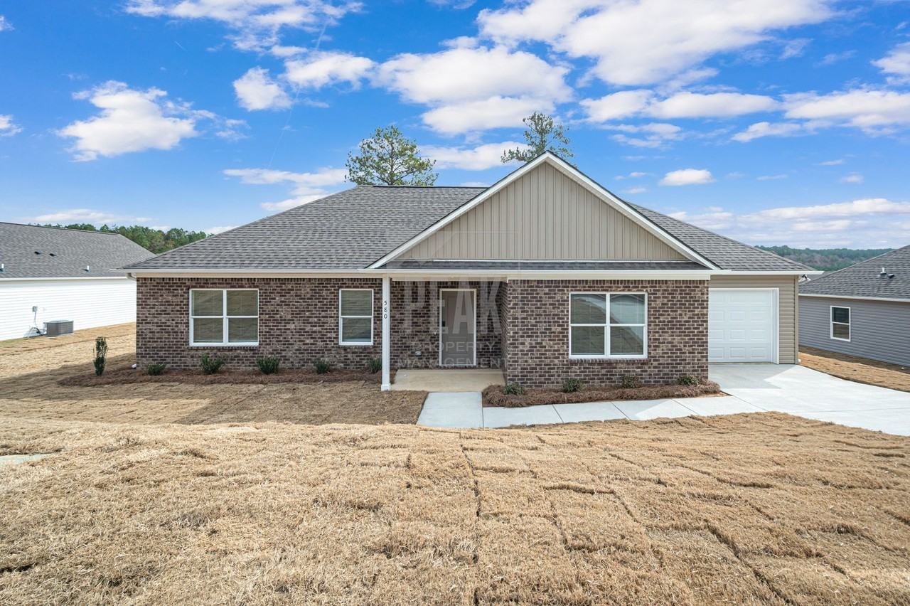 580 Woodland Cir - Photo 2 of 42