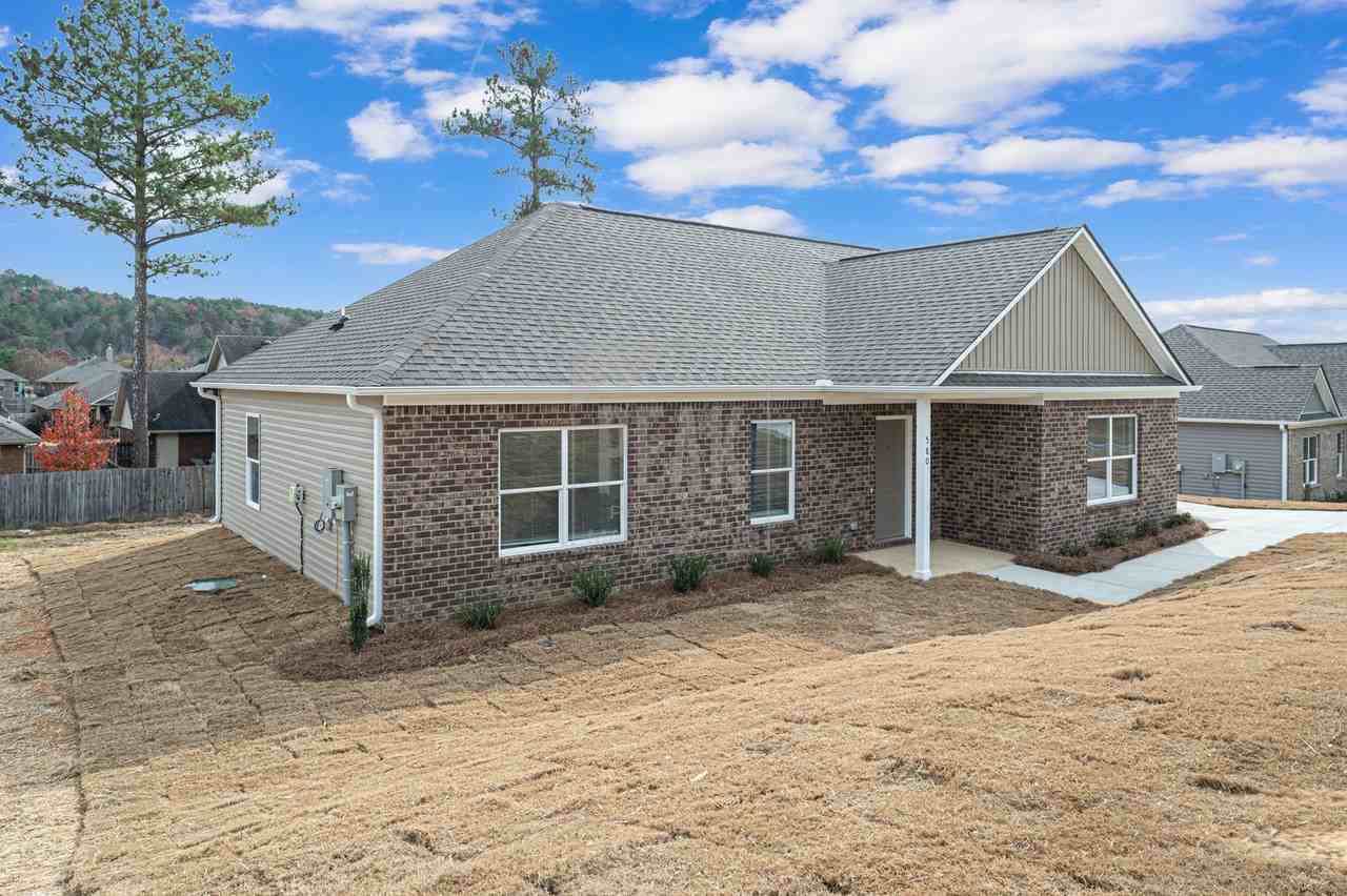 580 Woodland Cir - Photo 3 of 42