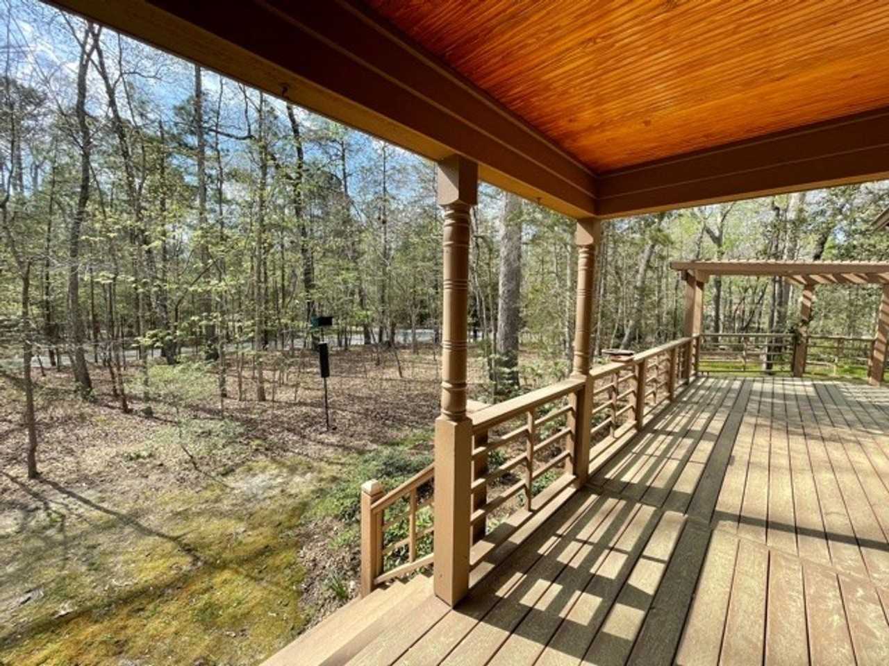 3153 Forest Knoll Dr - Photo 2 of 31