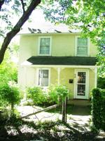 featured image of 24 S Calhoun St
