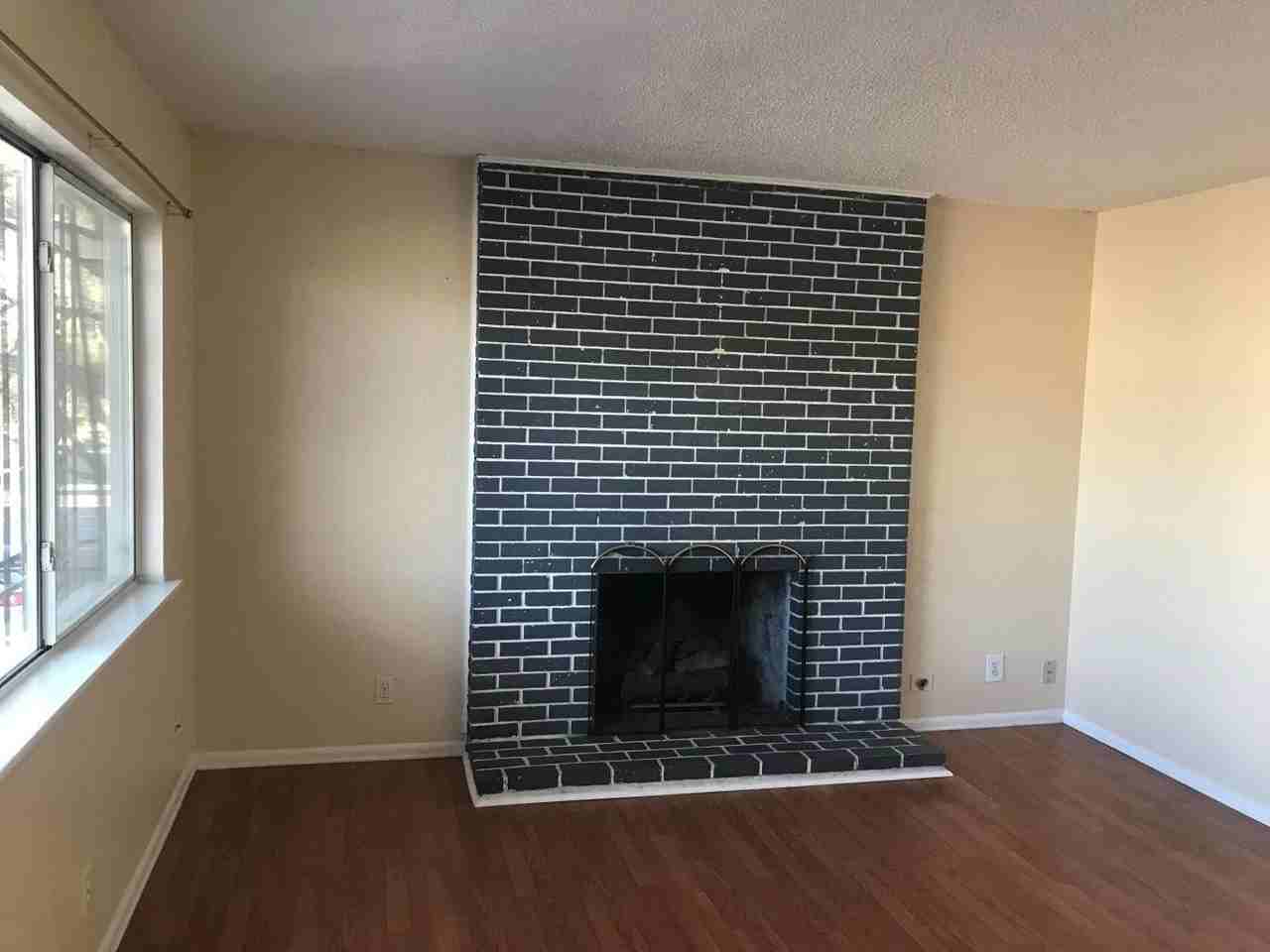 3913 Ortiz Ct Ne #D - Photo 2 of 7