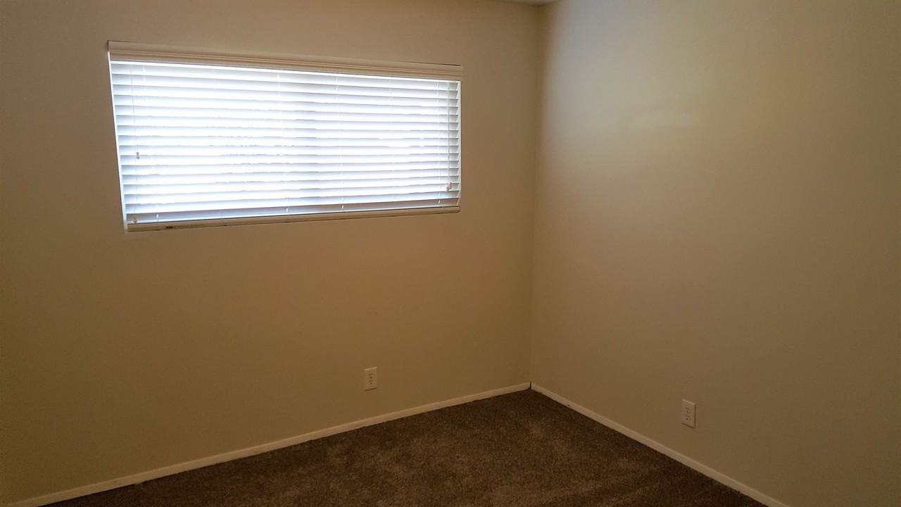 1946 Lima Dr - Photo 7 of 16