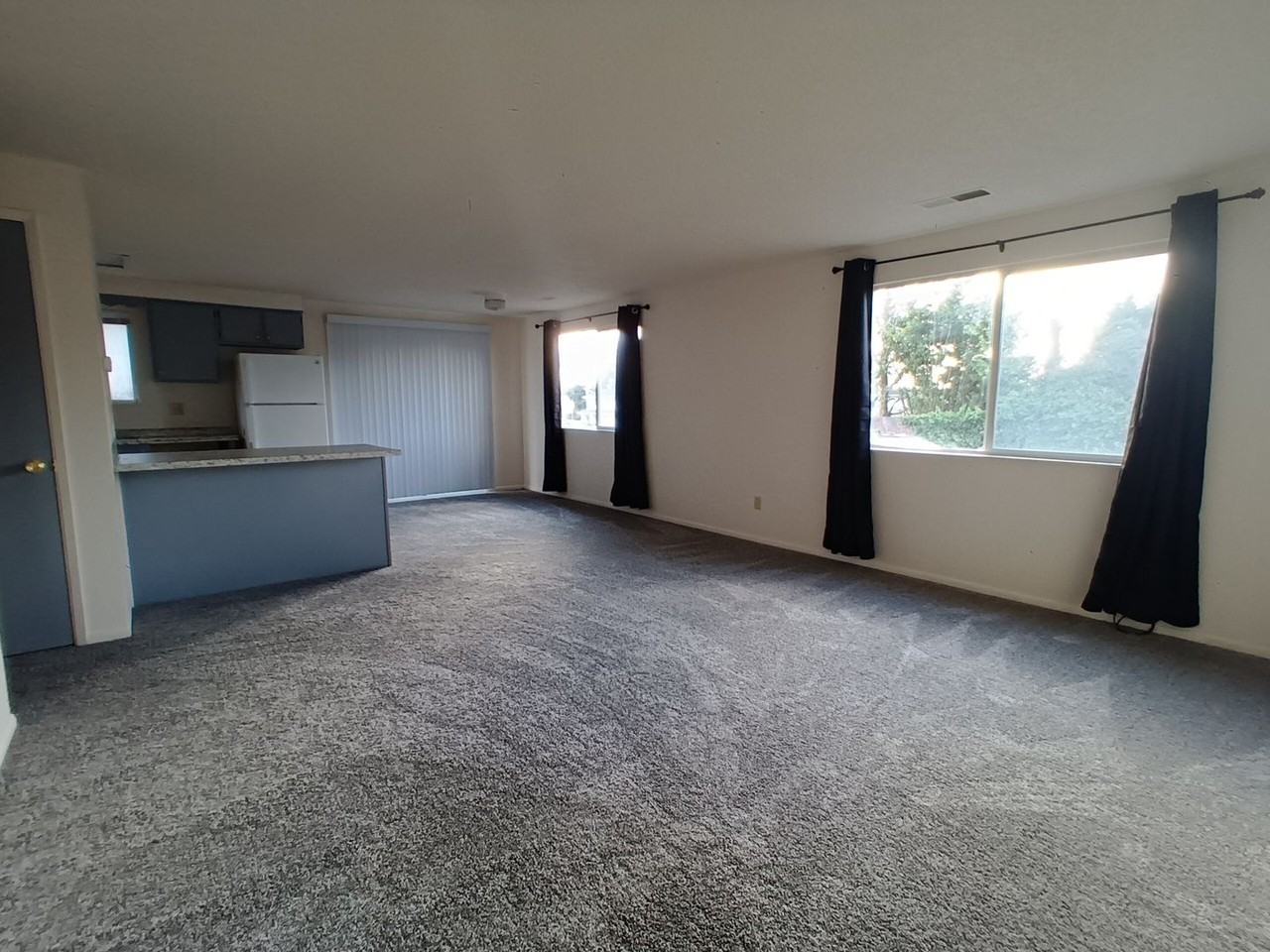 2130 Alliance Rd - Photo 3 of 22