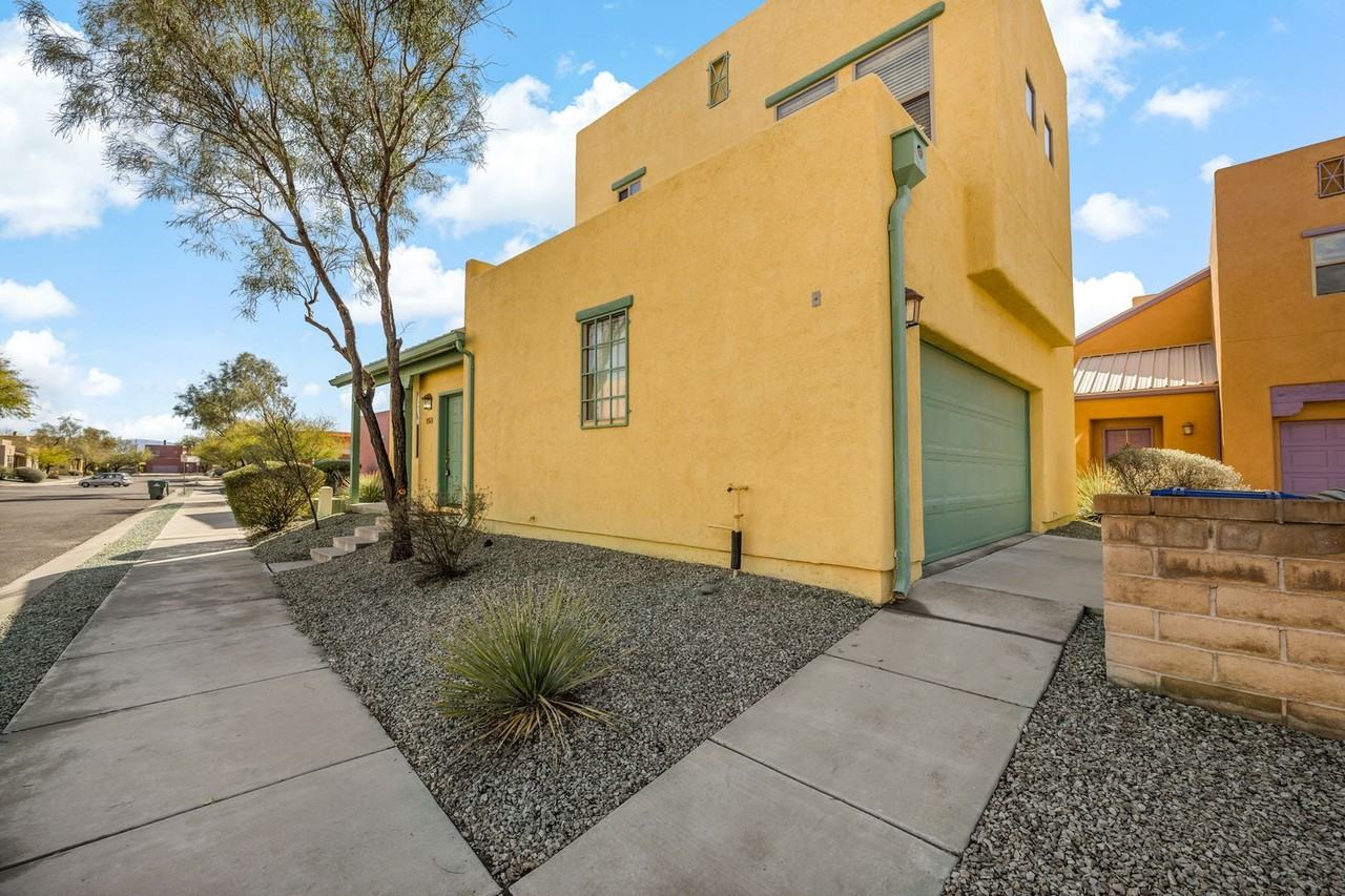 953 W Calle Carasol - Photo 2 of 42