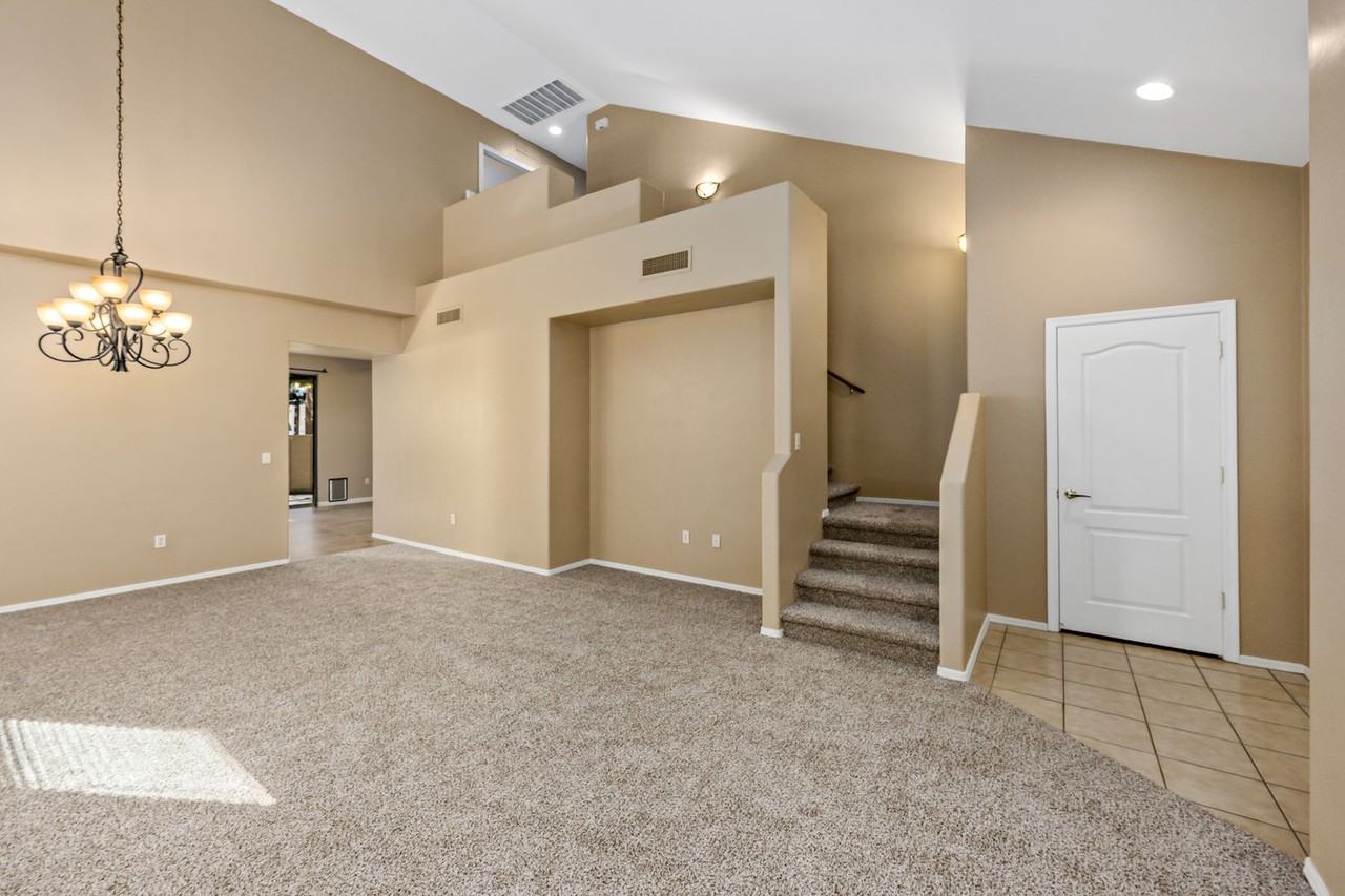 953 W Calle Carasol - Photo 7 of 42