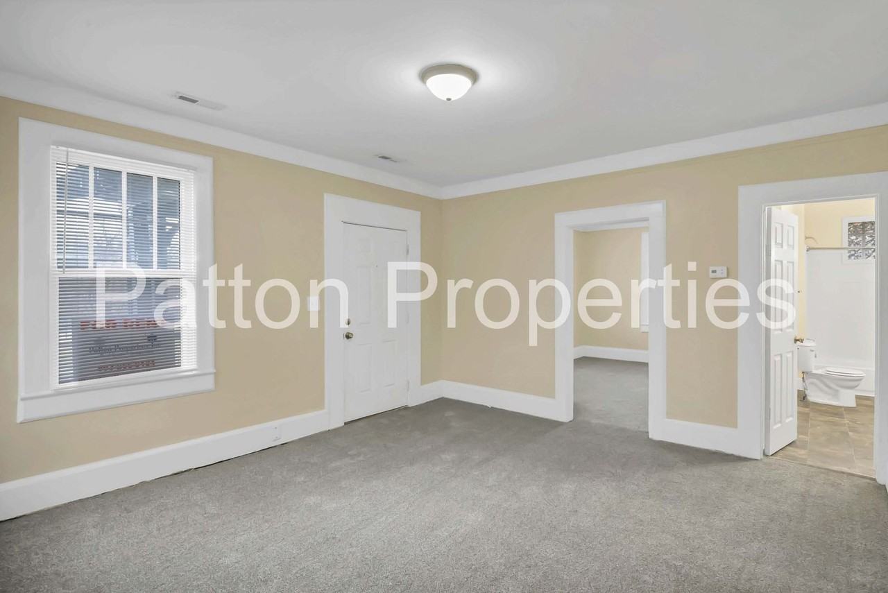 2229 Greene Street - Photo 5 of 20