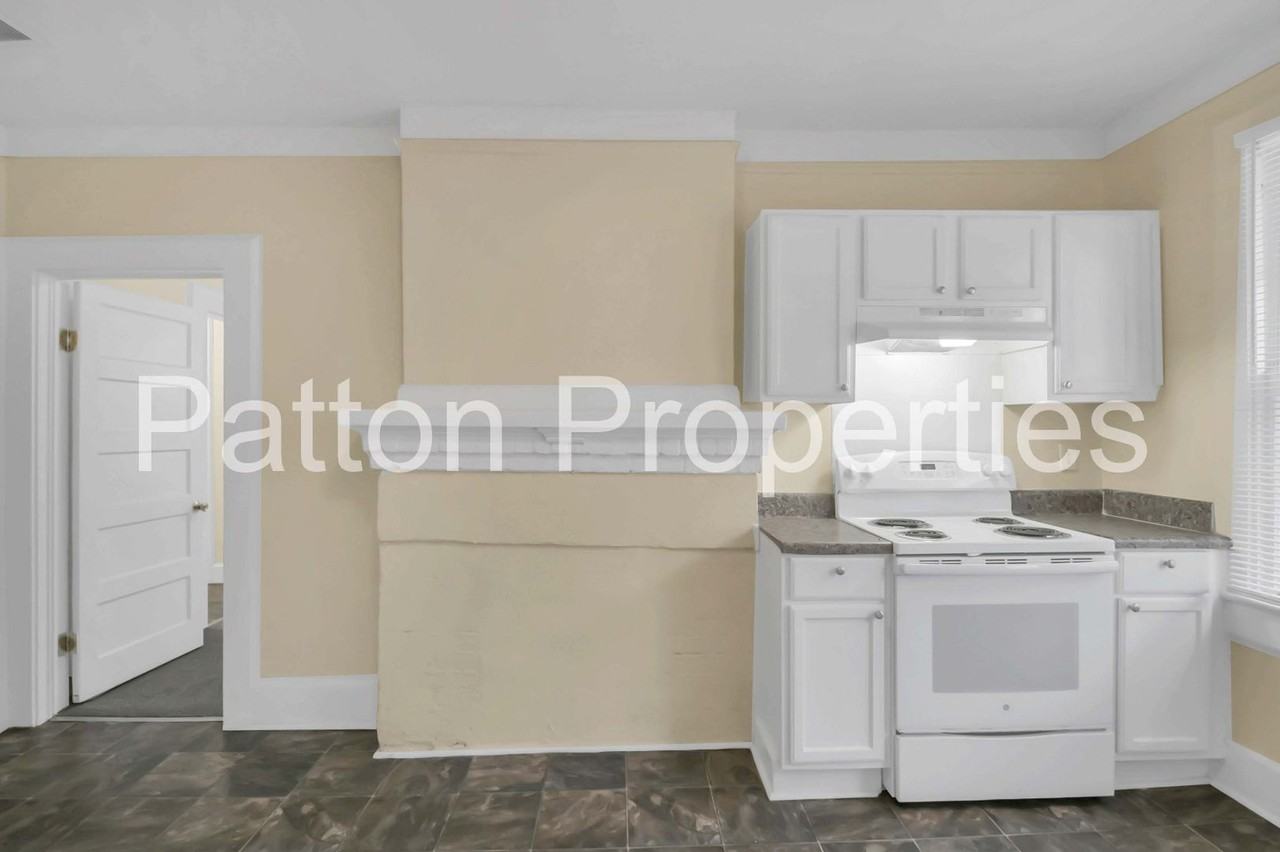 2229 Greene Street - Photo 7 of 20