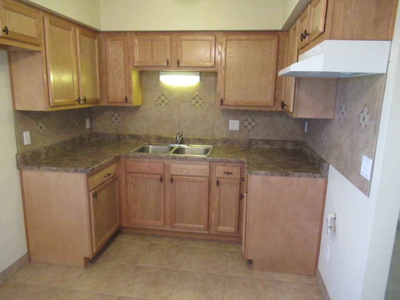 26 N Westmoreland Ave - Photo 3 of 7