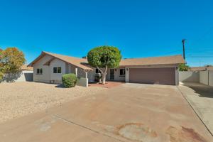 featured image of 2809 N Granite Reef Rd