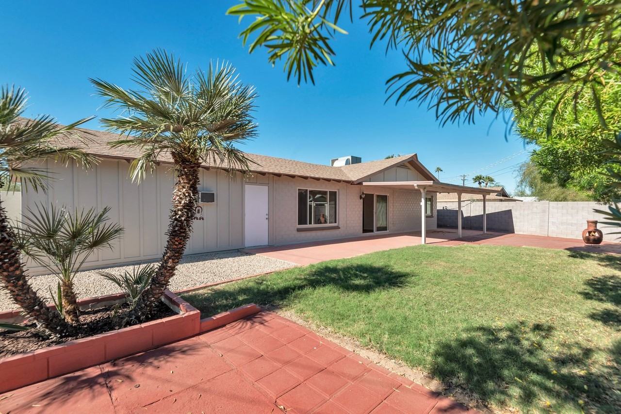 2809 N Granite Reef Rd - Photo 2 of 22