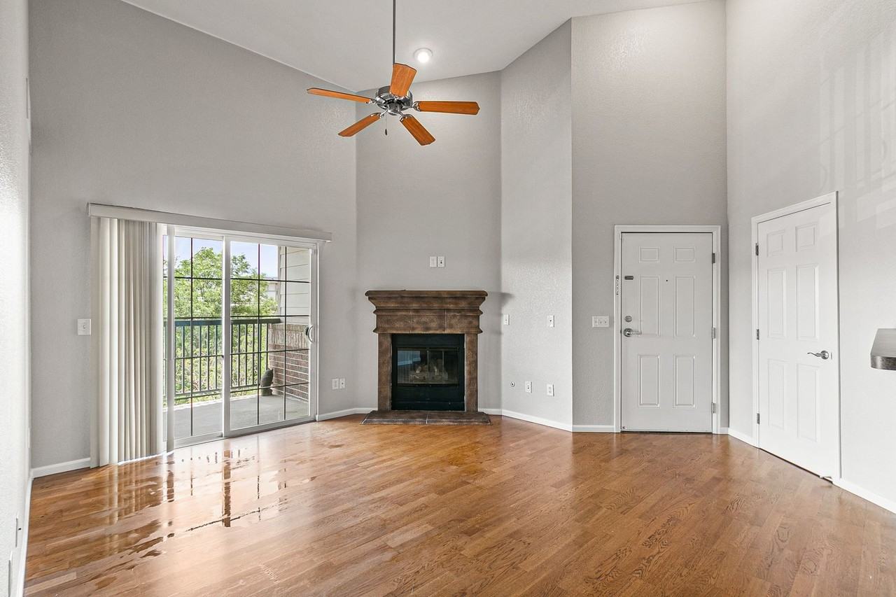 3865 S Dayton St #306