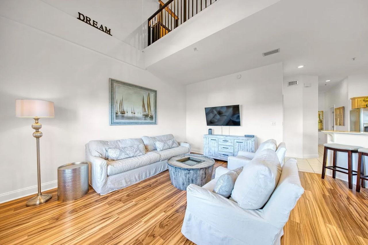 4507 Furling Ln - Photo 3 of 34