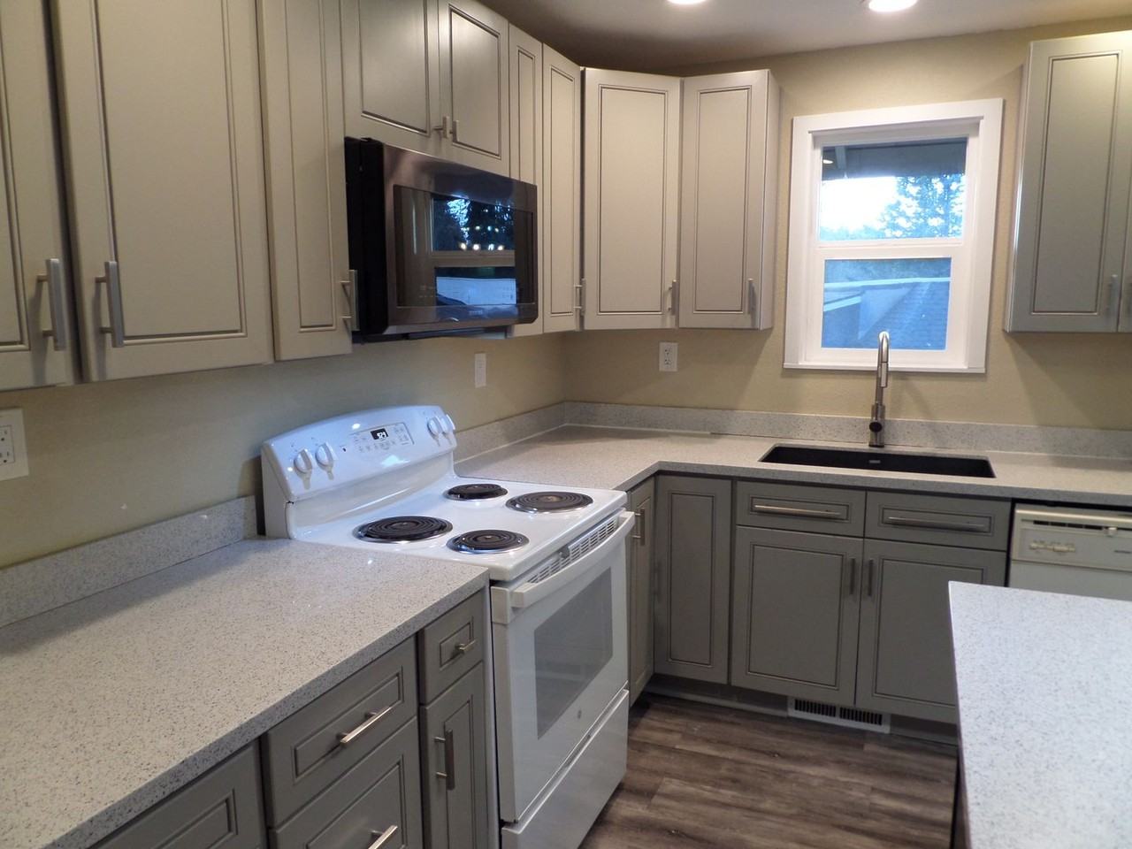 32827 51st Ave S - Photo 3 of 20