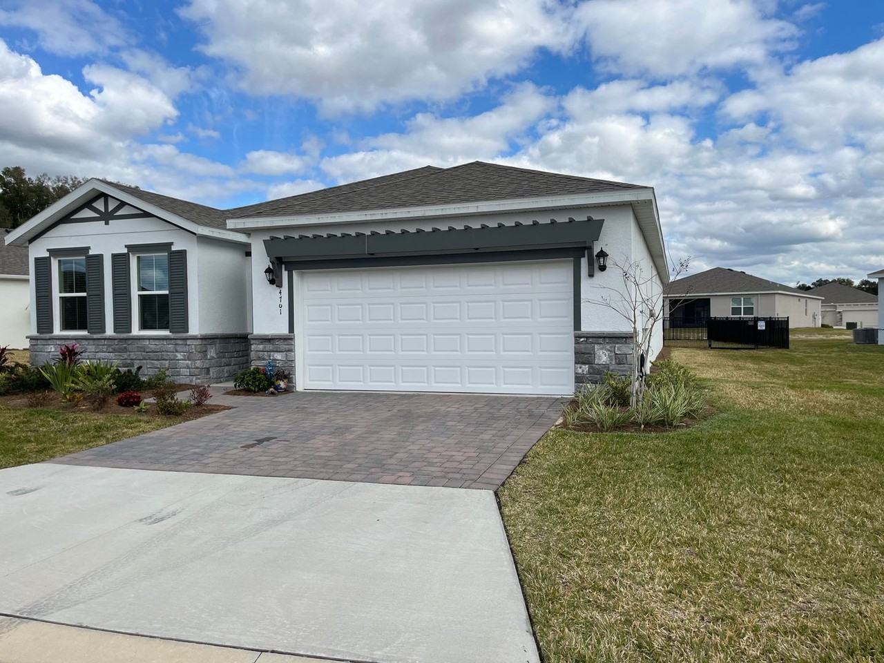 4701 Nw 51st Terrace Rd - Photo 2 of 19