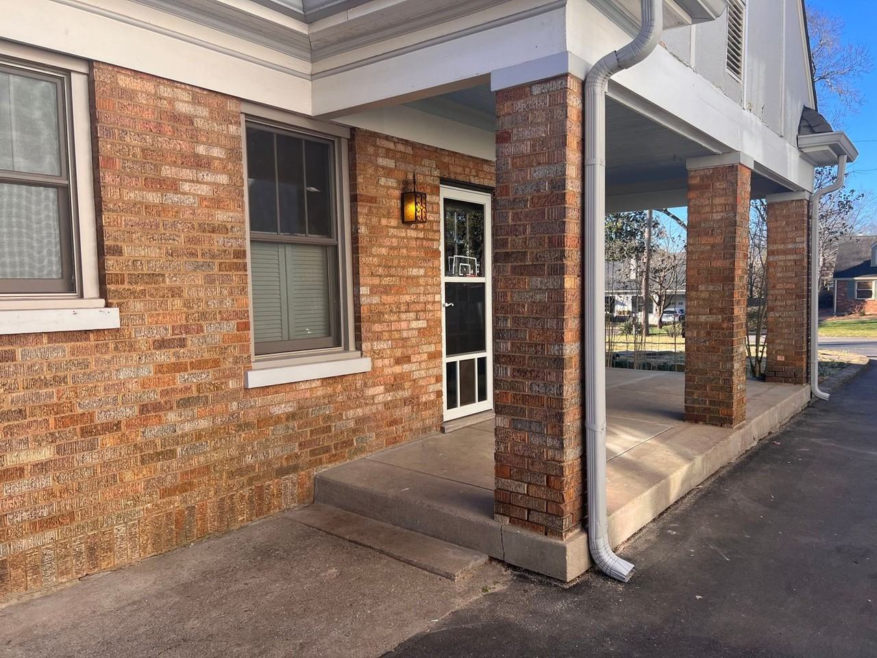 206 Mayfair Rd - Photo 3 of 30