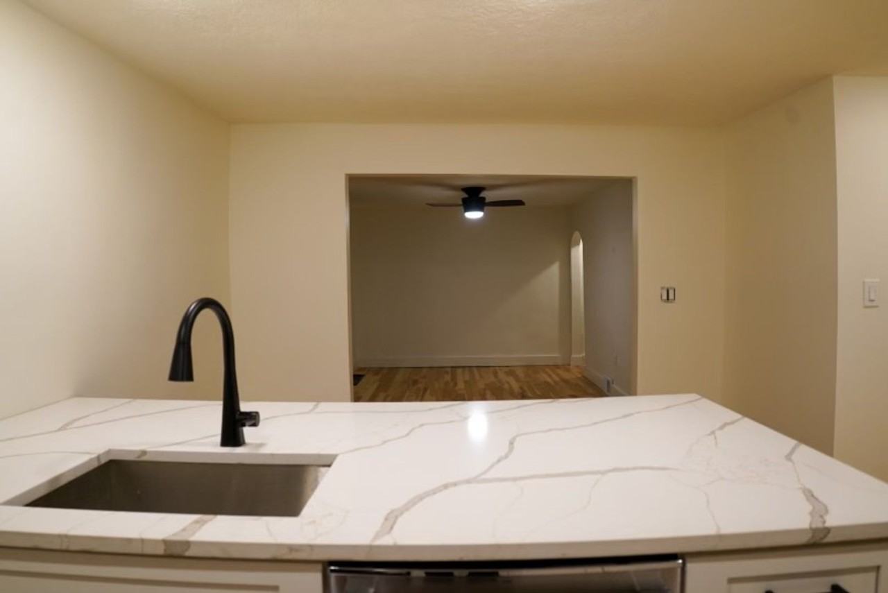 20 Kosciusko Way - Photo 3 of 21