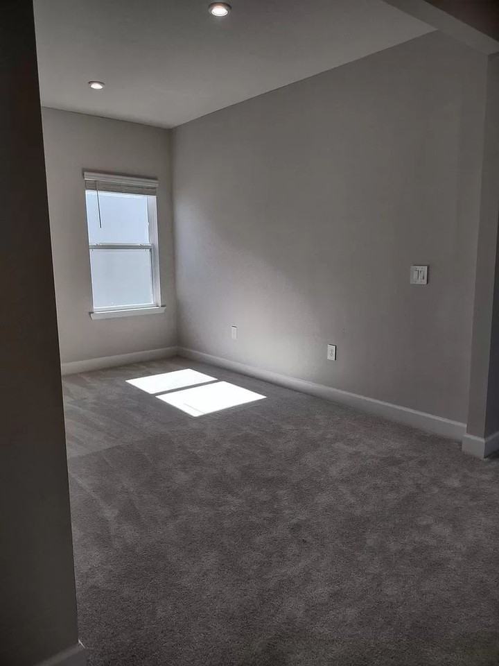 16299 S Port Harbor Blvd - Photo 5 of 16