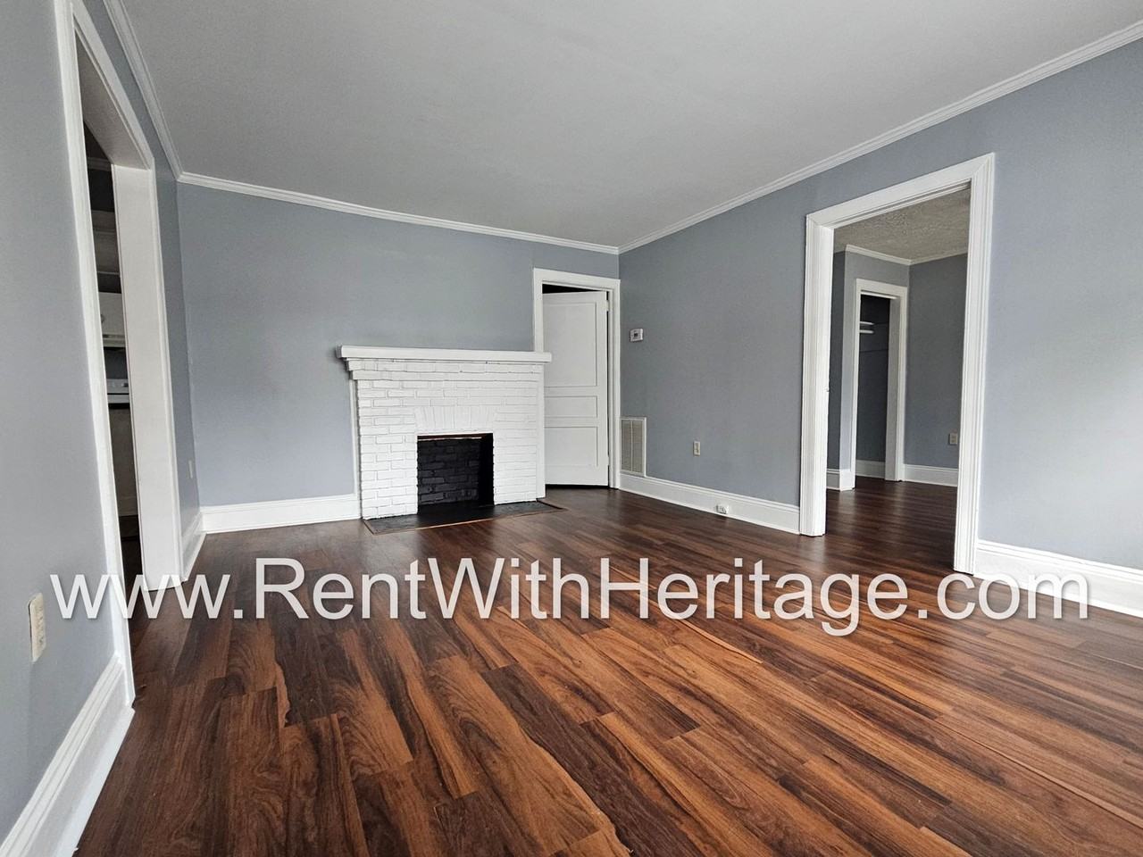 8657 Campbellton St - Photo 5 of 32
