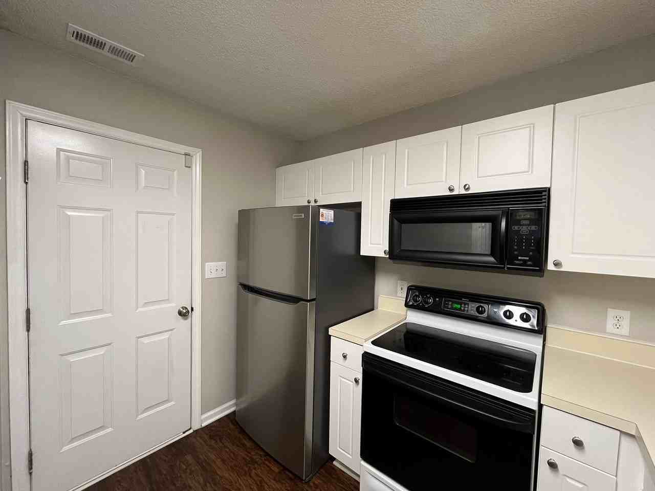 5706 Osprey Cove Dr - Photo 6 of 22