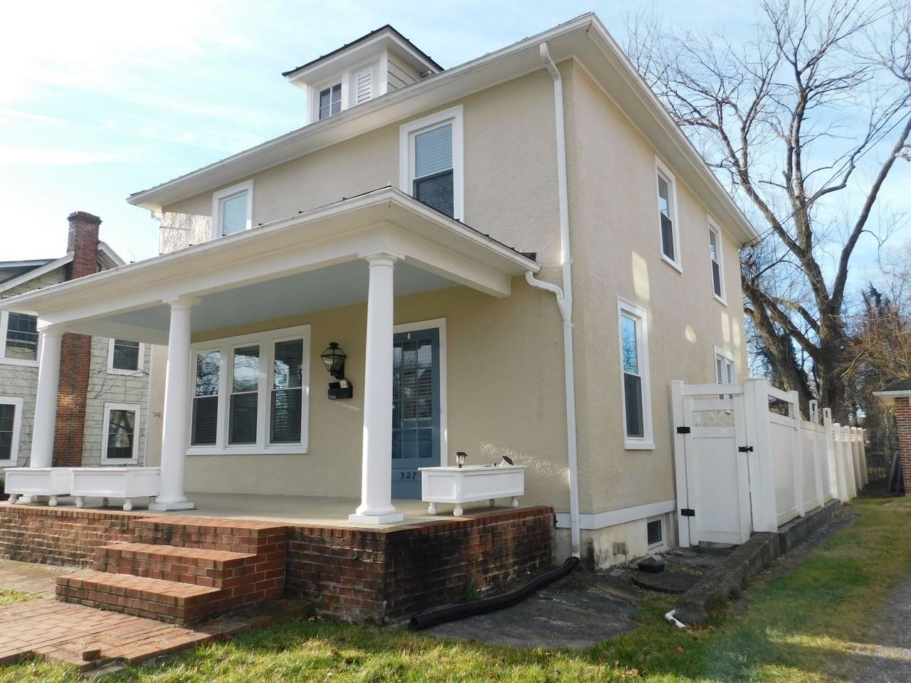 327 W Main St - Photo 2 of 48