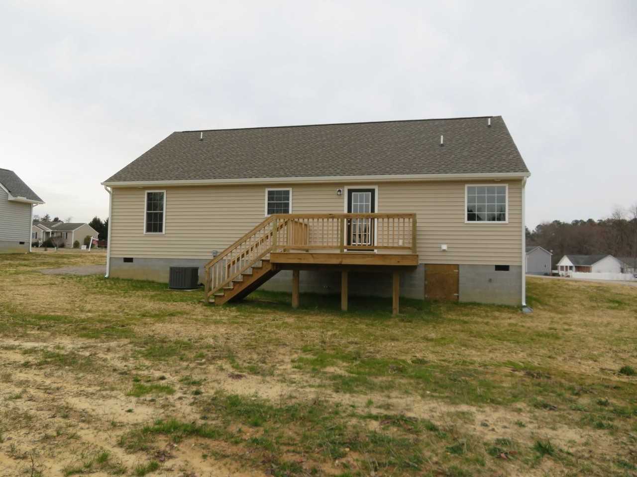 4920 Courtney Ct - Photo 2 of 22