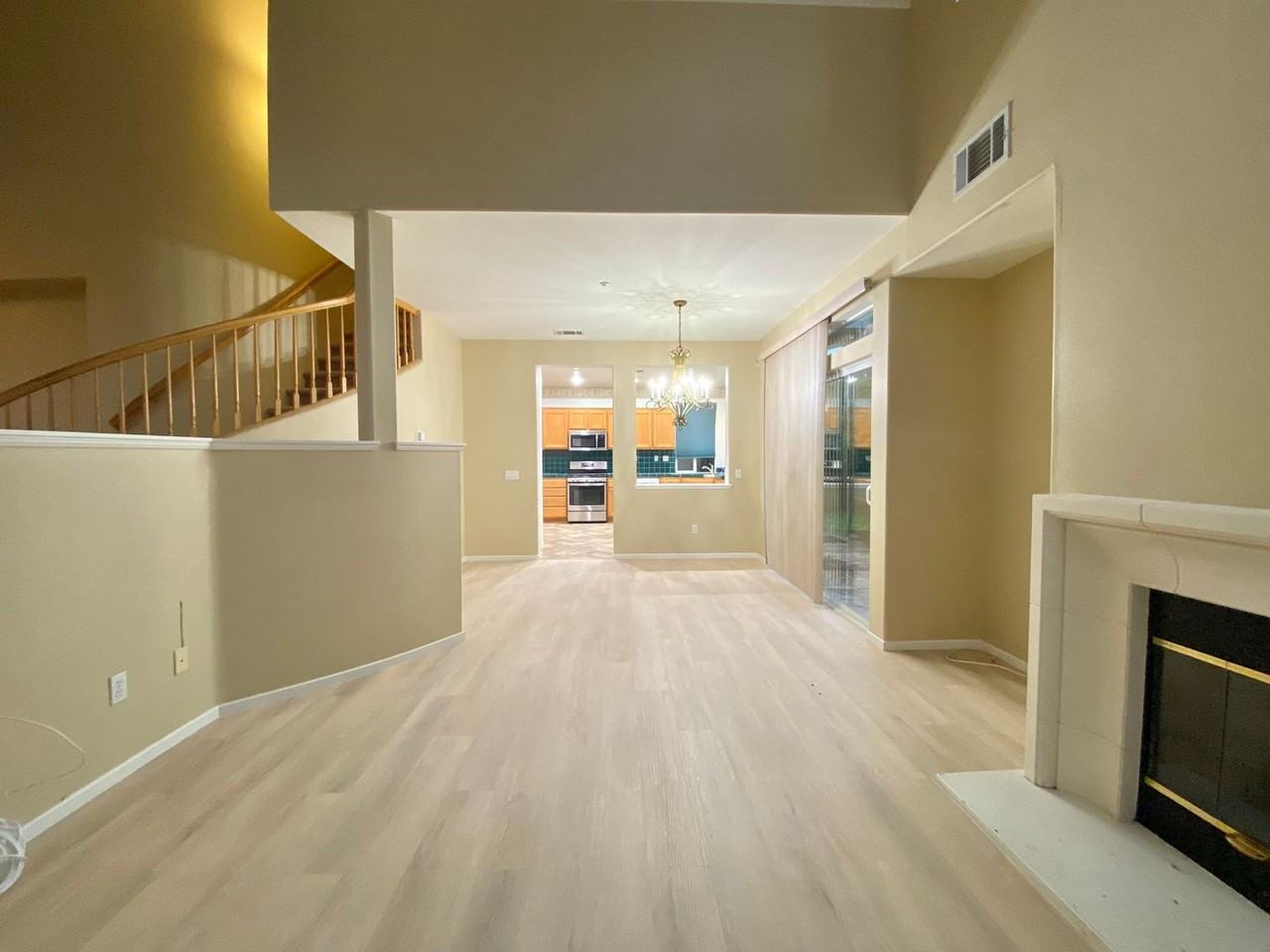 5364 Dresden Ct - Photo 4 of 12