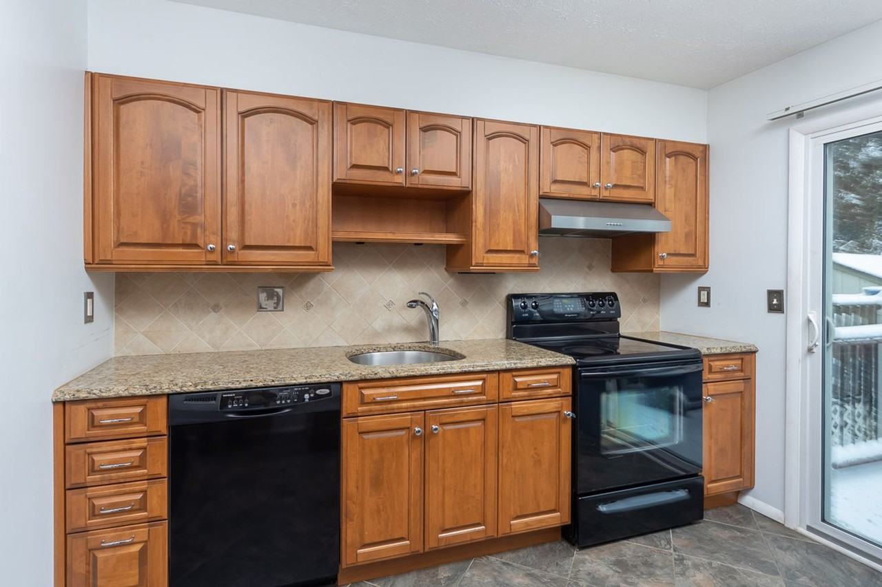 29 Stone Falls Ct - Photo 2 of 22