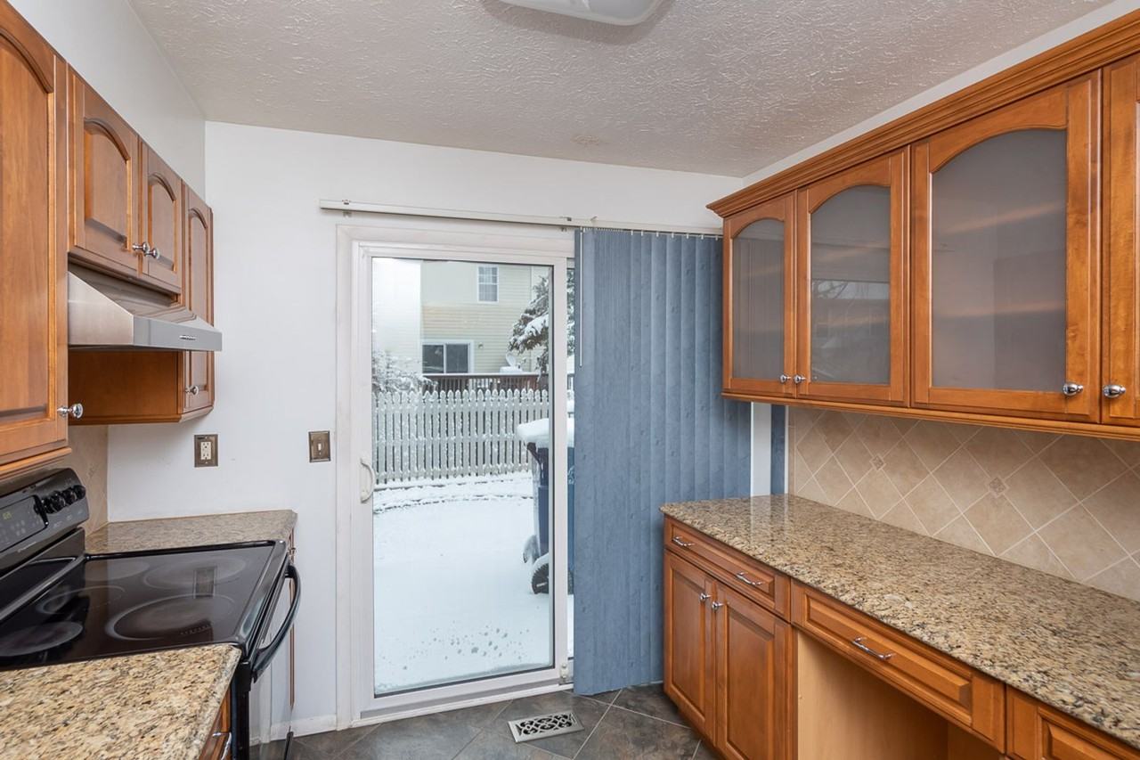 29 Stone Falls Ct - Photo 3 of 22