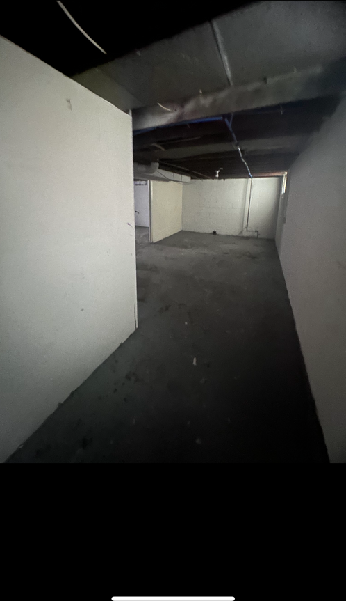 18523 Wexford St - Photo 4 of 33