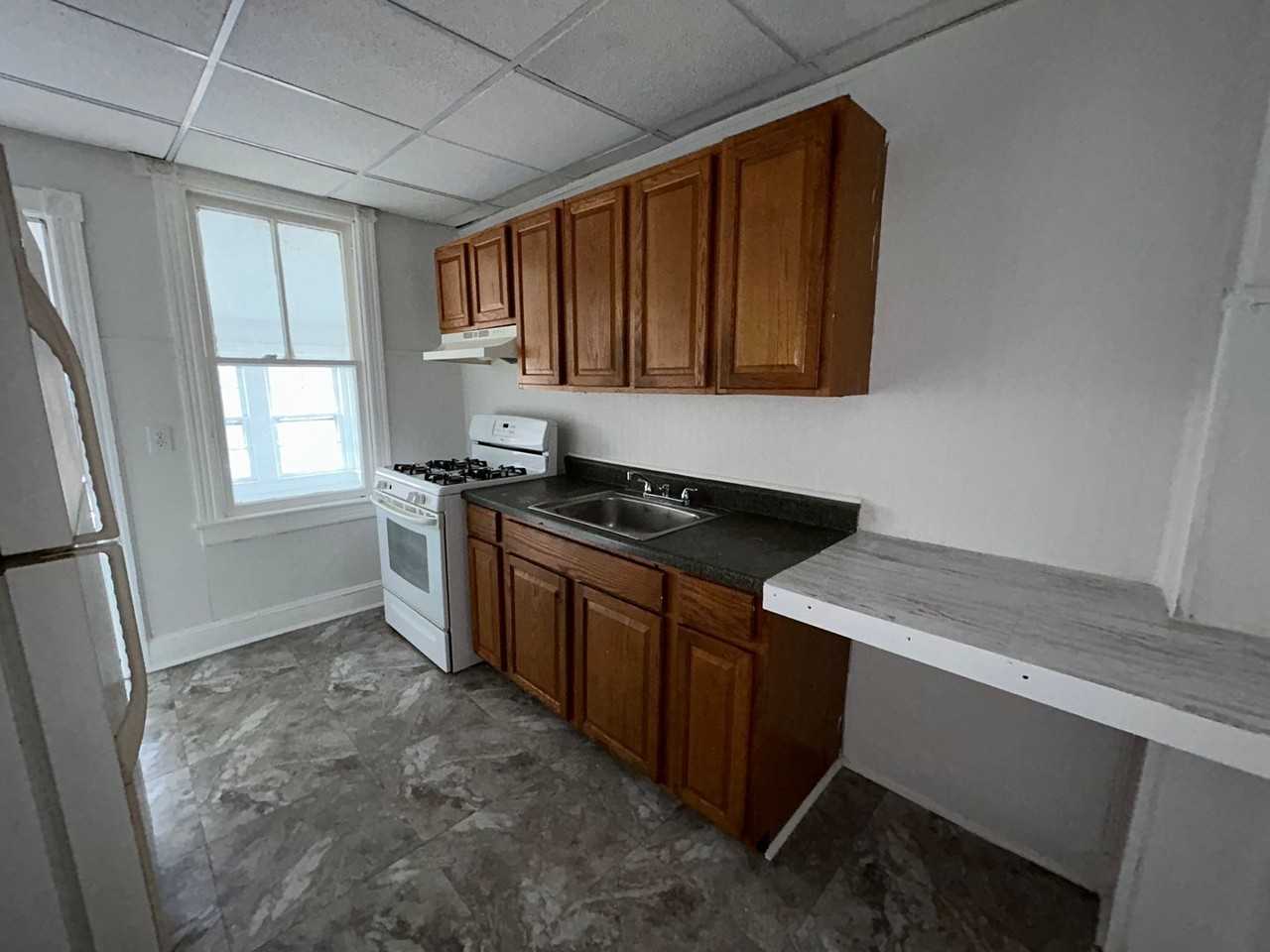 118 Ashmore Ave - Photo 3 of 15