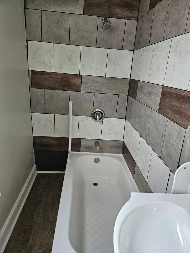 707 E Iowa St - Photo 7 of 10