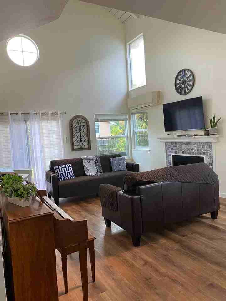 98-1840 Kaahumanu St