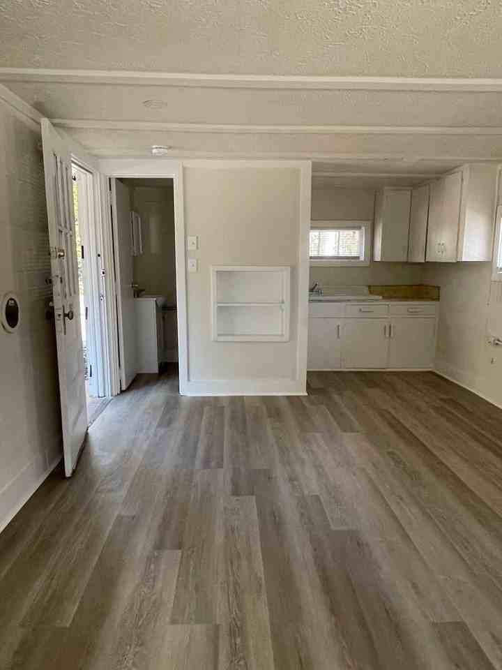 2062 Prince Ave - Photo 6 of 19