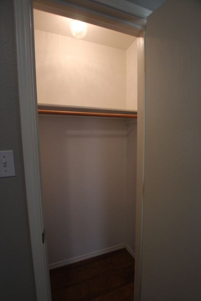 5320 Meadow Ridge Dr - Photo 6 of 33