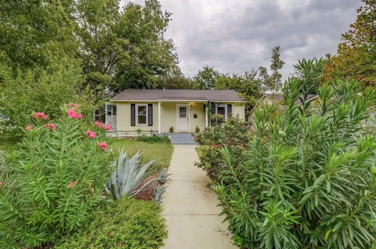 5409 Mccandless St - Photo 2 of 26