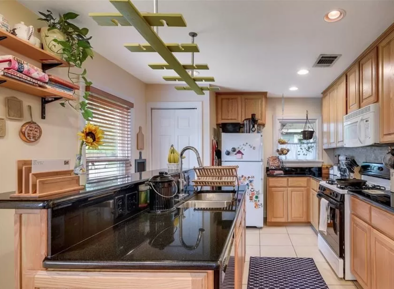 5409 Mccandless St - Photo 7 of 26