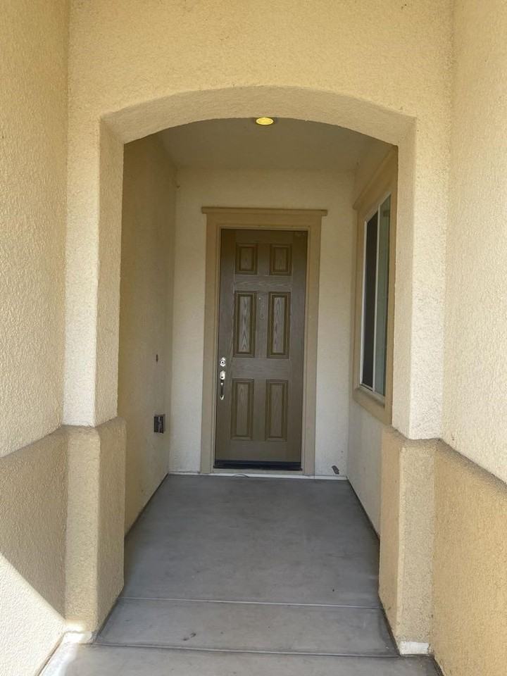 15514 Saint Clement Way - Photo 2 of 22