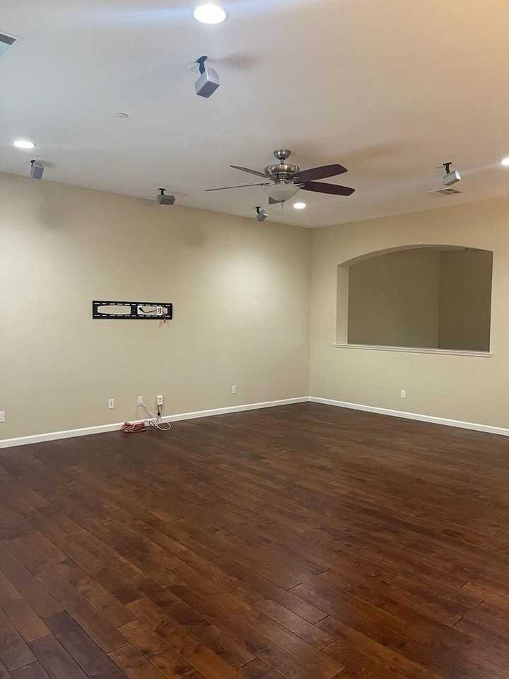 15514 Saint Clement Way - Photo 5 of 22