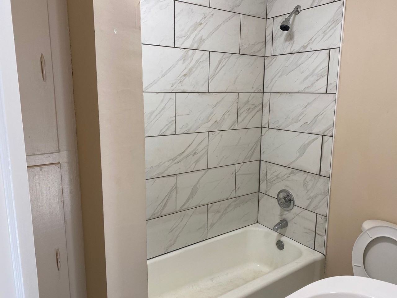 310 Wood St - Photo 3 of 10